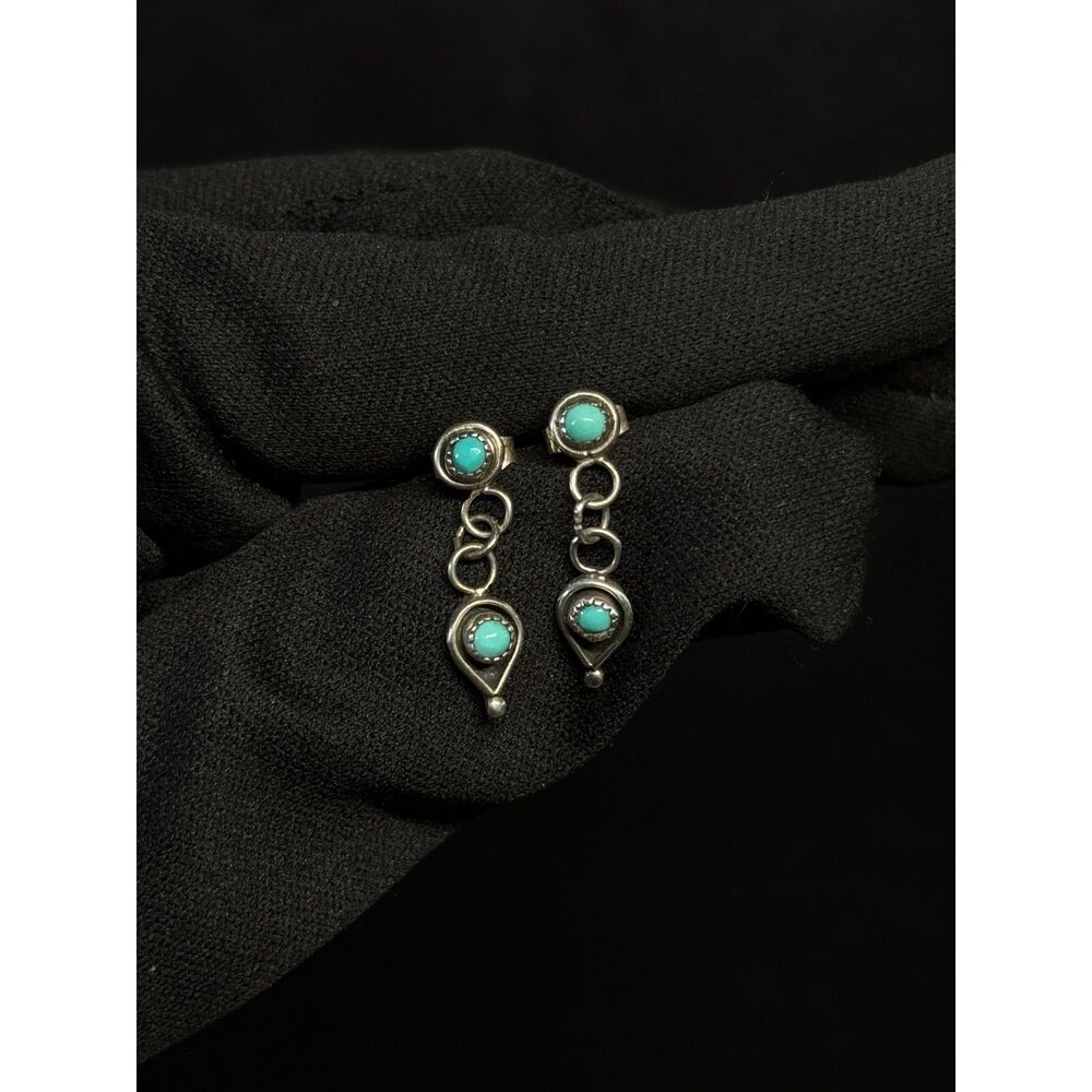 Native American Turquoise Sterling Silver Earrings 0.9"